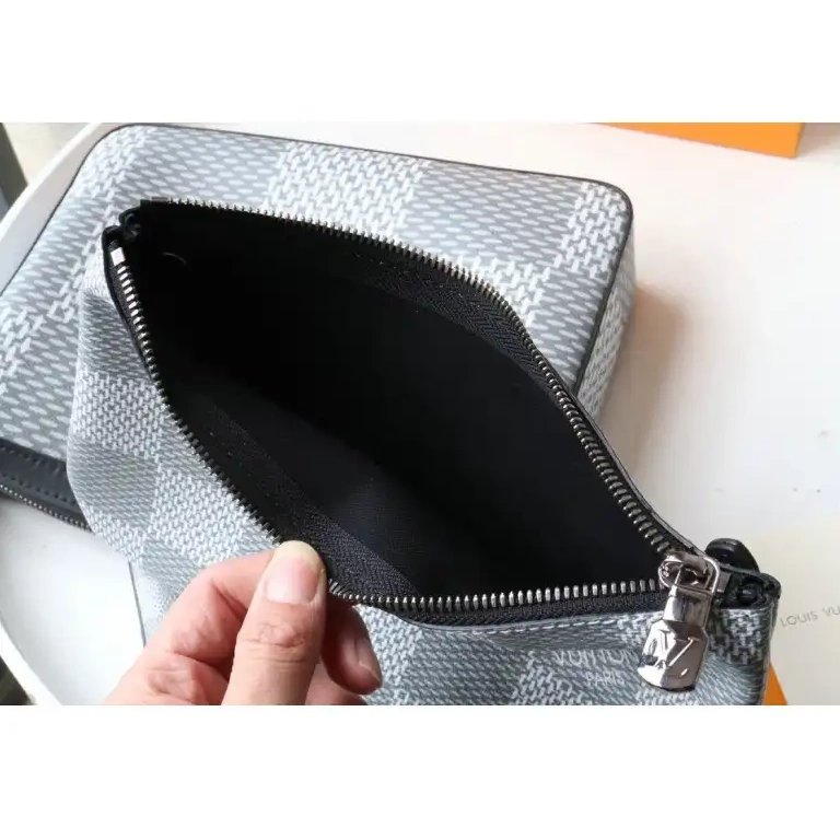 Official Brother Sam 2101SH0003 LV Bags 0525